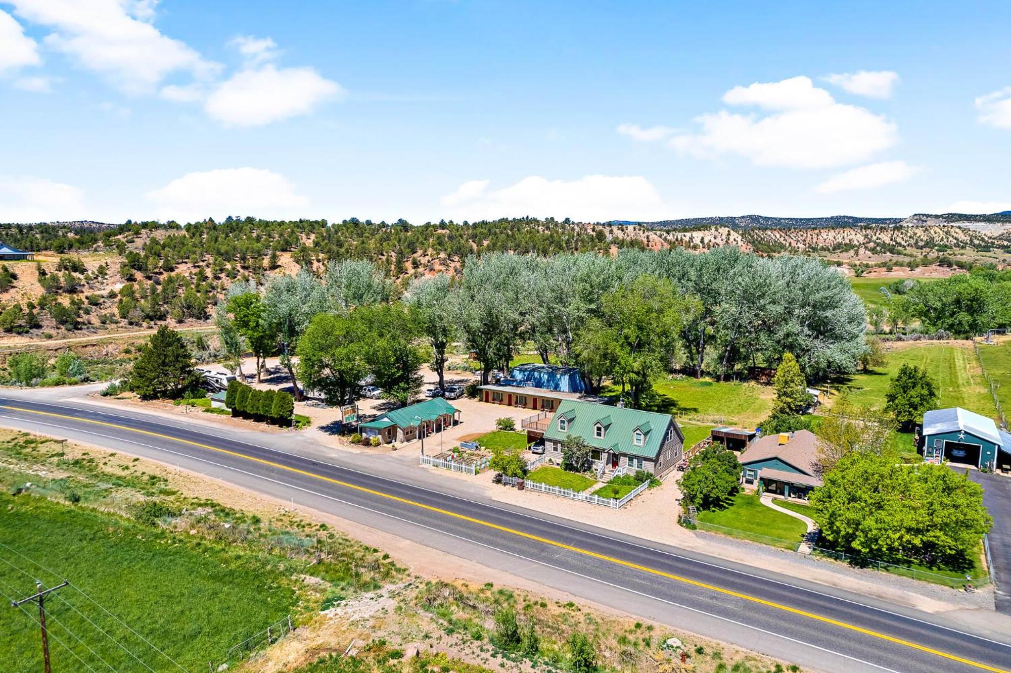 Mount Carmel Motel & RV Near Zion NP Bryce Room المظهر الخارجي الصورة