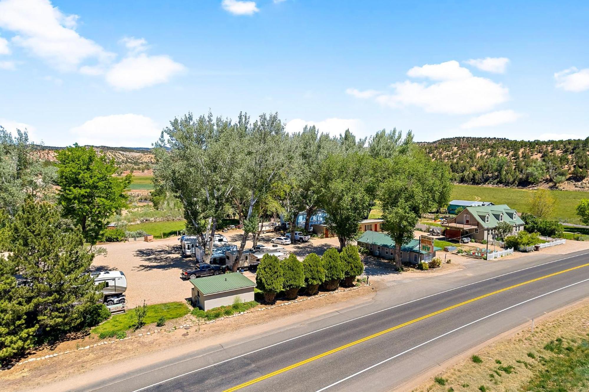 Mount Carmel Motel & RV Near Zion NP Bryce Room المظهر الخارجي الصورة